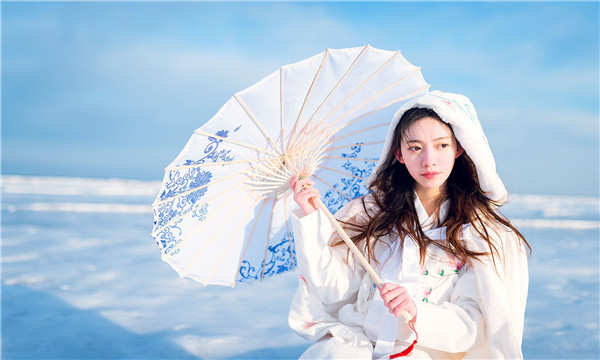 阿瓦提试管代怀生子多少钱一个？助孕之路的费用分析与方案选择