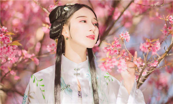 阿瓦提供卵试管婴儿：助您实现家庭梦想的科学方案