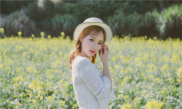 阿瓦提标题：想找个女人帮忙生孩子的有效解决方案，助您圆梦家庭